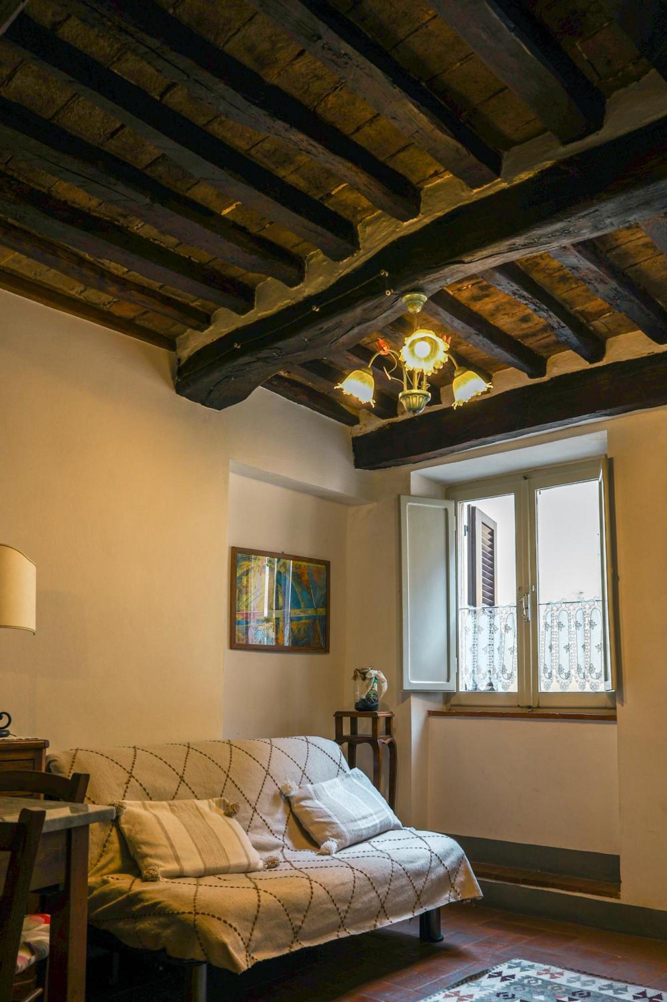 Pulcinella Appartamento Tipico Centro Storico Montepulciano Stazione Exterior foto